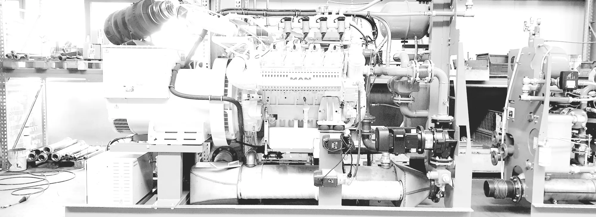 Cogénérateur Elektro Hagl à moteur gaz MAN sur châssis ouvert, en atelier